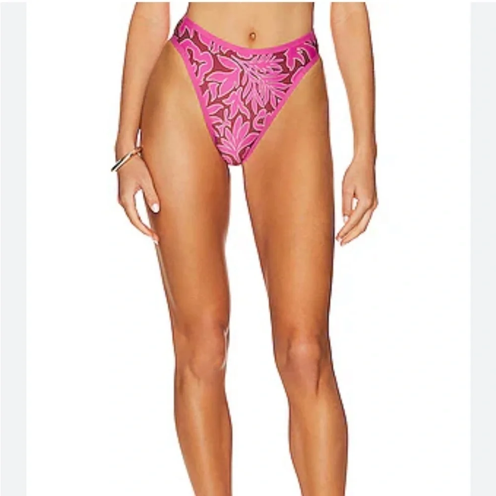 Fused Ventura Bikini Bottom in Tiki Tiki LSPACE
